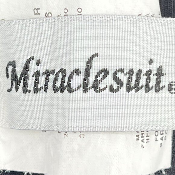 Miraclesuit One Piece Swimsuit Womens Size 16 Ruched Slimming adjustable straps - Picture 8 of 10